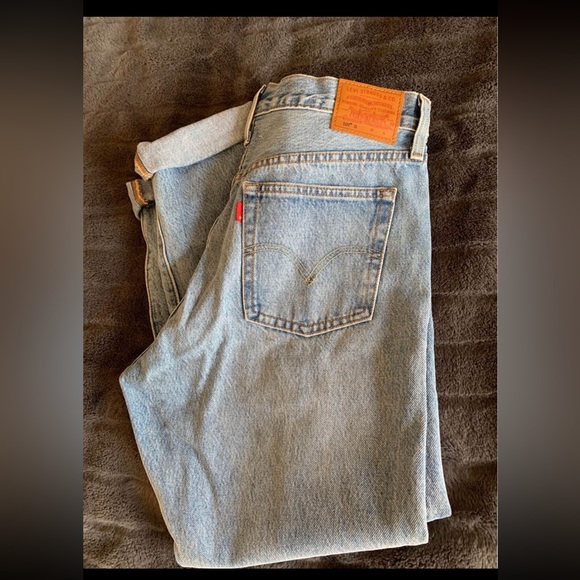 LEVIS Denim - Revolve - Picture 4 of 4